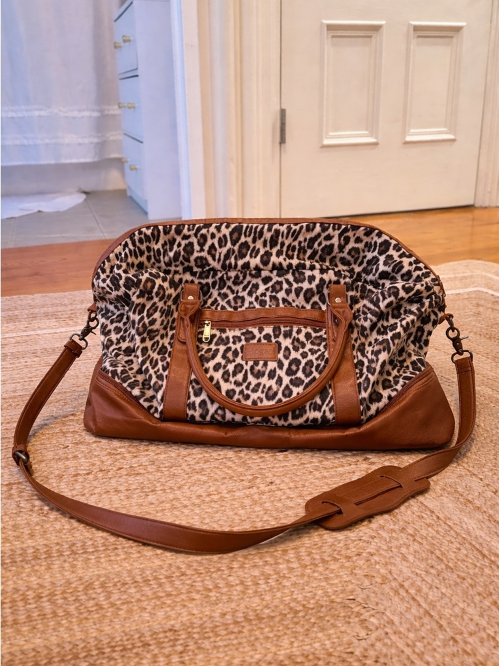 Wogarl leopard print duffle bag w/ shoe compartment – large
